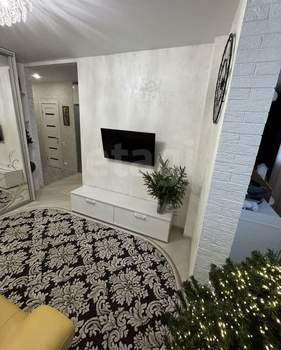 Студия квартира, вторичка, 40м2, 13/20 этаж