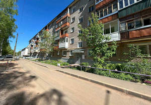 2-к квартира, вторичка, 43м2, 1/5 этаж