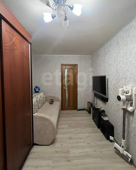 3-к квартира, вторичка, 58м2, 4/5 этаж