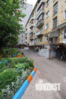 2-к квартира, вторичка, 42м2, 1/5 этаж