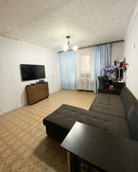 2-к квартира, вторичка, 49м2, 1/5 этаж