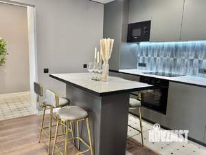 2-к квартира, вторичка, 62м2, 7/17 этаж