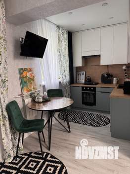 2-к квартира, вторичка, 41м2, 1/4 этаж