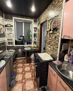 3-к квартира, вторичка, 56м2, 1/2 этаж