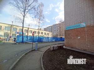 4-к квартира, вторичка, 74м2, 8/10 этаж