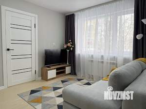 2-к квартира, вторичка, 45м2, 1/5 этаж