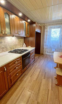 4-к квартира, вторичка, 77м2, 2/5 этаж