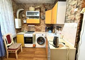 3-к квартира, вторичка, 55м2, 1/3 этаж