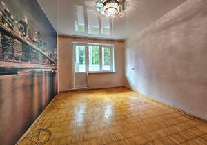 2-к квартира, вторичка, 47м2, 1/5 этаж