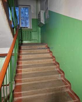 2-к квартира, вторичка, 45м2, 1/5 этаж