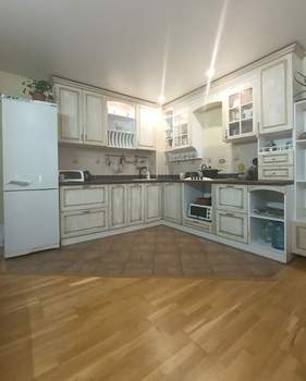 3-к квартира, вторичка, 63м2, 10/10 этаж