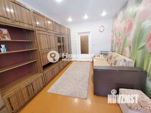3-к квартира, вторичка, 58м2, 1/2 этаж