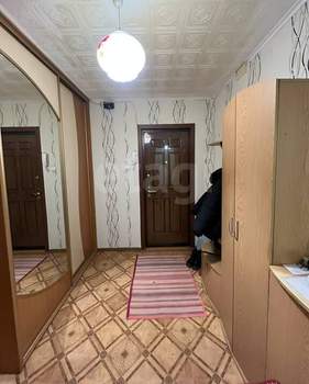 2-к квартира, вторичка, 53м2, 1/5 этаж