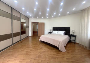 3-к квартира, вторичка, 125м2, 2/5 этаж