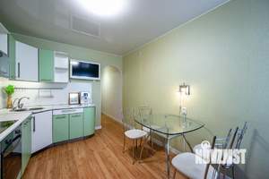 2-к квартира, вторичка, 70м2, 8/14 этаж