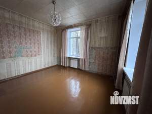 3-к квартира, вторичка, 64м2, 3/3 этаж