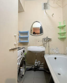 3-к квартира, вторичка, 65м2, 8/9 этаж