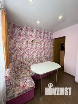2-к квартира, вторичка, 60м2, 1/10 этаж