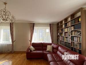 4-к квартира, вторичка, 135м2, 3/5 этаж