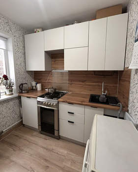 2-к квартира, вторичка, 42м2, 5/5 этаж