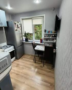 3-к квартира, вторичка, 57м2, 1/5 этаж