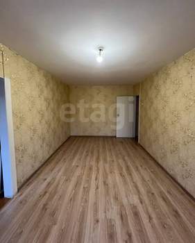 3-к квартира, вторичка, 57м2, 1/5 этаж