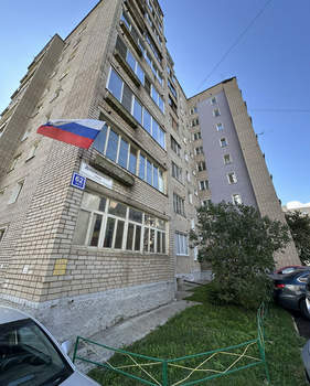 4-к квартира, вторичка, 80м2, 1/9 этаж