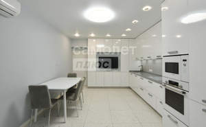 3-к квартира, вторичка, 81м2, 9/9 этаж