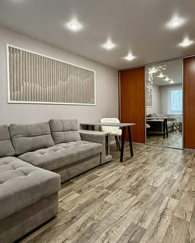 2-к квартира, вторичка, 50м2, 4/10 этаж