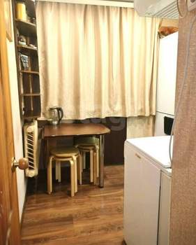 2-к квартира, вторичка, 45м2, 1/5 этаж