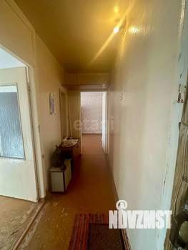 2-к квартира, вторичка, 42м2, 1/5 этаж