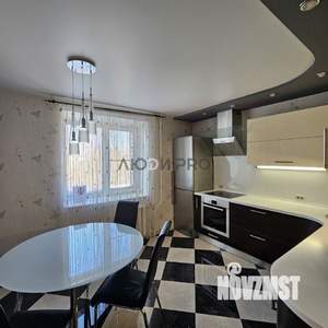 2-к квартира, вторичка, 65м2, 7/10 этаж
