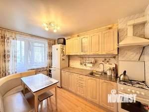 3-к квартира, вторичка, 65м2, 4/10 этаж