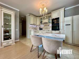 3-к квартира, вторичка, 82м2, 8/17 этаж