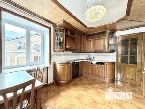 4-к квартира, вторичка, 128м2, 1/2 этаж