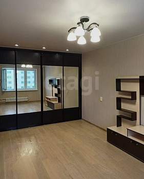 1-к квартира, вторичка, 35м2, 7/10 этаж