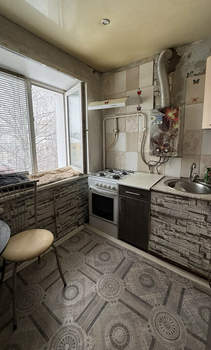 2-к квартира, вторичка, 39м2, 4/4 этаж