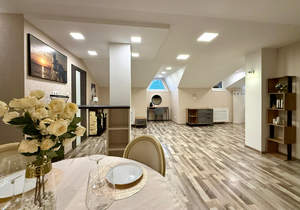 2-к квартира, вторичка, 58м2, 4/4 этаж