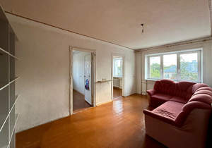 4-к квартира, вторичка, 62м2, 4/5 этаж