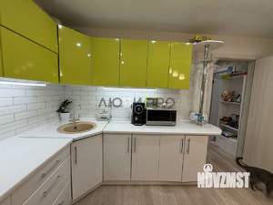 3-к квартира, вторичка, 64м2, 1/10 этаж