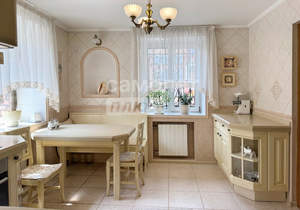 4-к квартира, вторичка, 129м2, 2/3 этаж