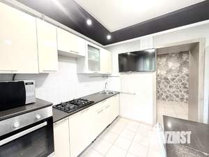 2-к квартира, вторичка, 53м2, 1/5 этаж