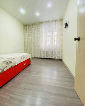 3-к квартира, вторичка, 60м2, 2/10 этаж