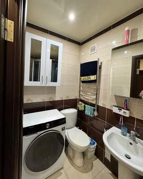 2-к квартира, вторичка, 47м2, 1/1 этаж