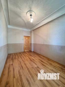 3-к квартира, вторичка, 68м2, 2/5 этаж