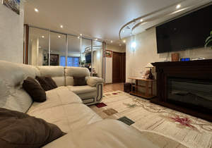 3-к квартира, вторичка, 77м2, 2/9 этаж