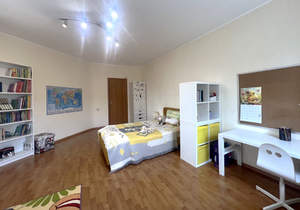 3-к квартира, вторичка, 125м2, 2/5 этаж