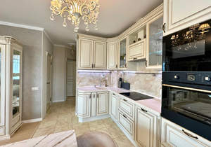 3-к квартира, вторичка, 82м2, 8/17 этаж