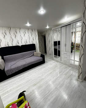 3-к квартира, вторичка, 57м2, 1/5 этаж
