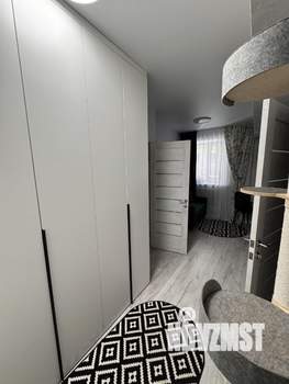 2-к квартира, вторичка, 41м2, 1/4 этаж